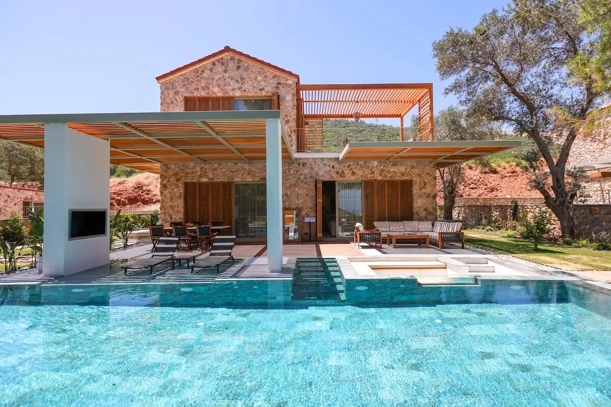 Villa in Torba